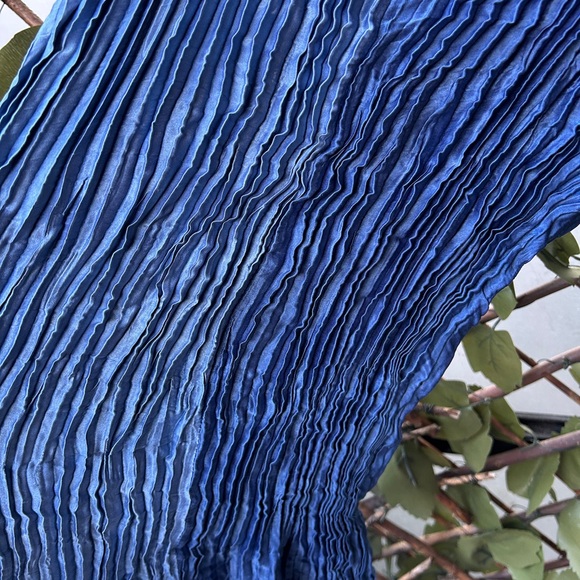 Azur Silk Plissé dress, Indigo two tone, M - Picture 6 of 8